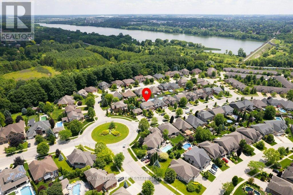 560 Lakeview Drive, Woodstock, ON, N4T 1W1
