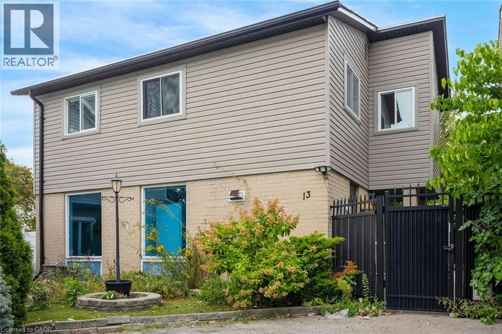 13 Holmstead Court, Brampton, ON, L6S 1R9