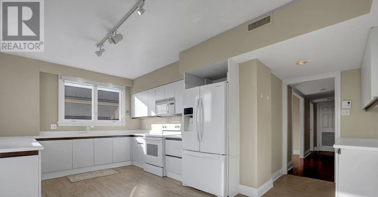 403-21 Durham Private, Ottawa, ON, K1M 2H8 - 11