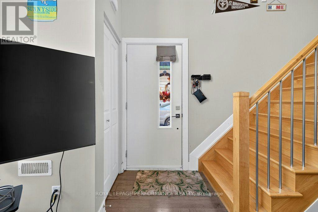 B-206 Manchester Avenue, Ottawa, ON, K1Y 1Y9 - 5