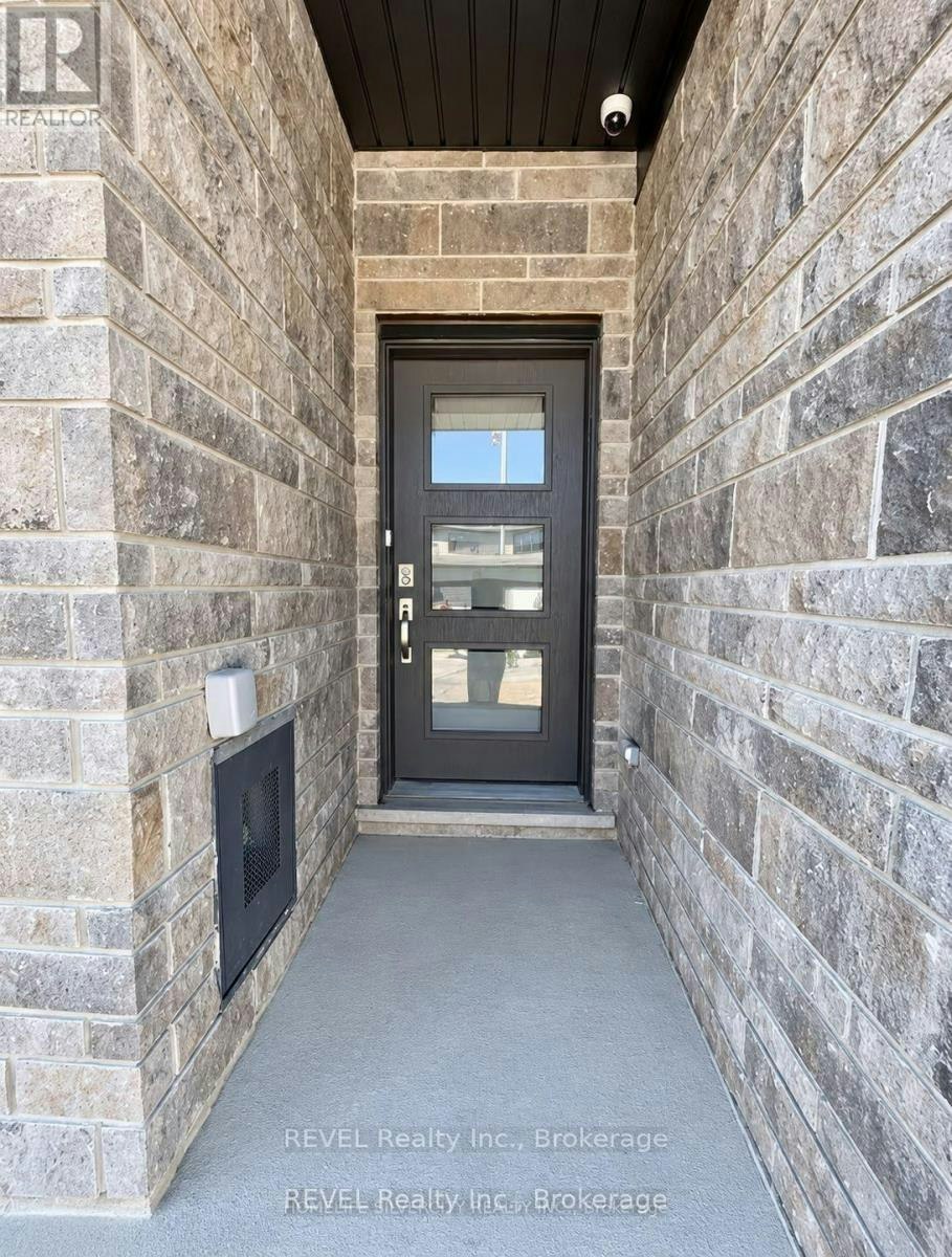 7397 Matteo Drive, Niagara Falls, ON, L2H 3T3 - 3