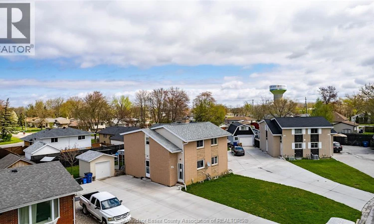 14 Vanier