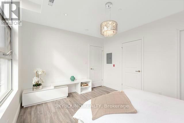 303-1003 Queen Street E, Toronto, ON, M4M 1K3 - 11