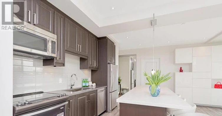 303-1003 Queen Street E, Toronto, ON, M4M 1K3 - 7