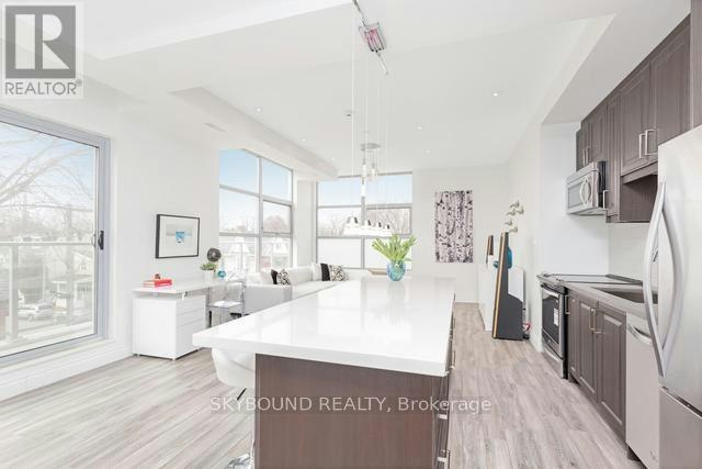 303-1003 Queen Street E, Toronto, ON, M4M 1K3 - 2