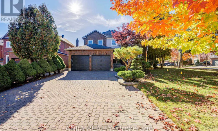 17 Charrington Crescent