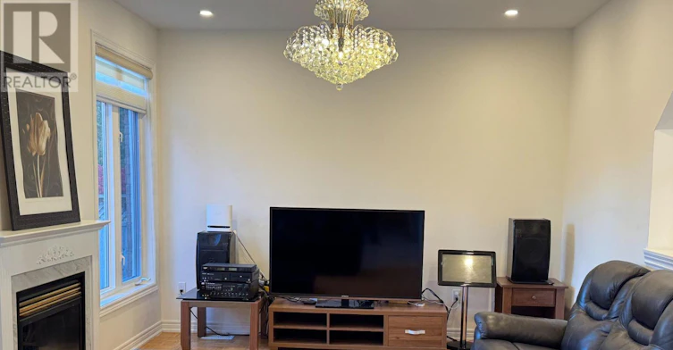 305 Shirley Drive, Richmond Hill, ON, L4S 2P1 - 5