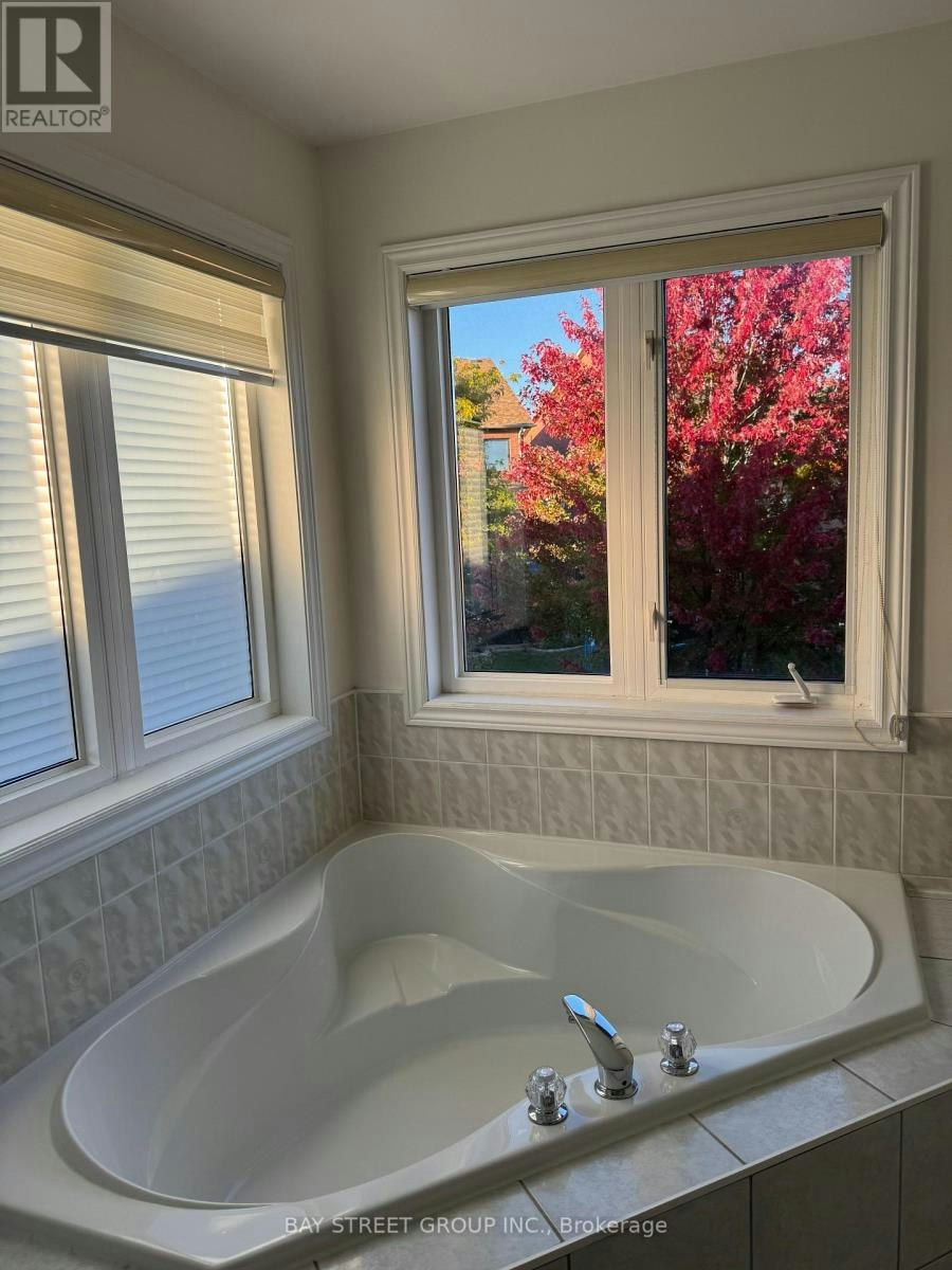 305 Shirley Drive, Richmond Hill, ON, L4S 2P1 - 10