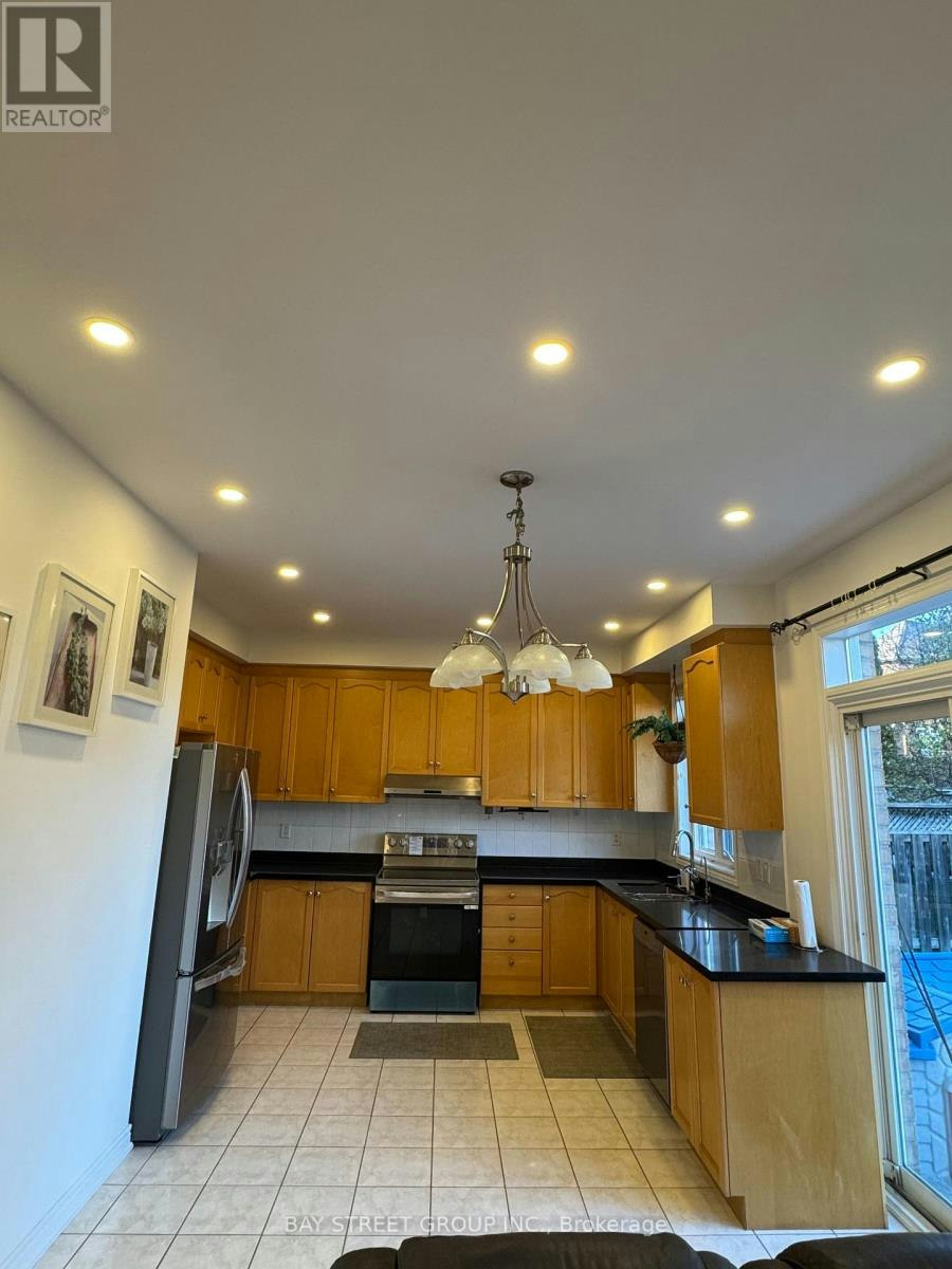 305 Shirley Drive, Richmond Hill, ON, L4S 2P1 - 7