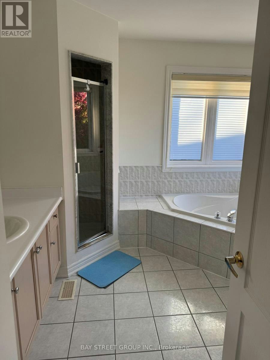 305 Shirley Drive, Richmond Hill, ON, L4S 2P1 - 11