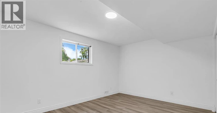 3291 Conservation Drive, Windsor, ON, N8W 5P2 - 26
