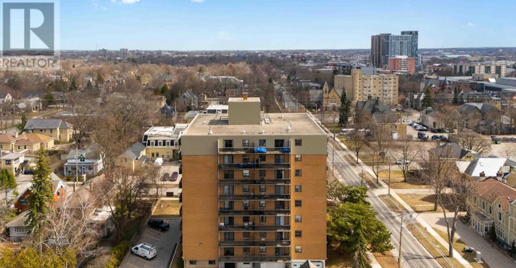 205-498 Queens Avenue, London, ON, N6B 3K9 - 25