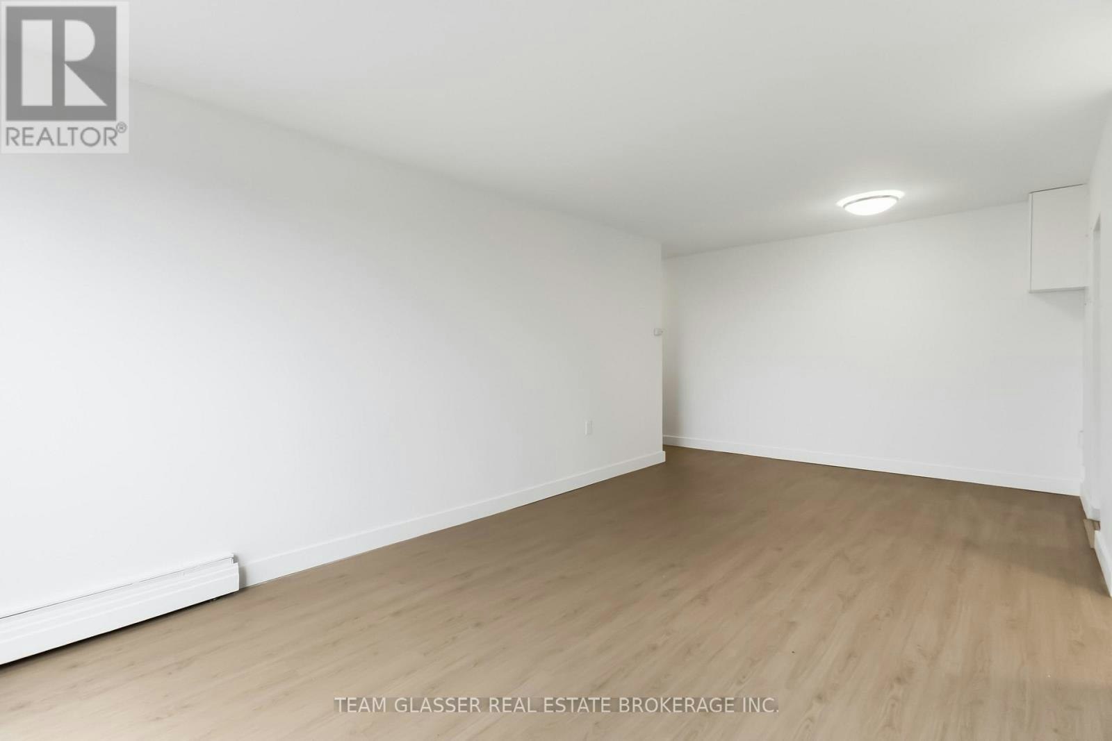 205-498 Queens Avenue, London, ON, N6B 3K9 - 5