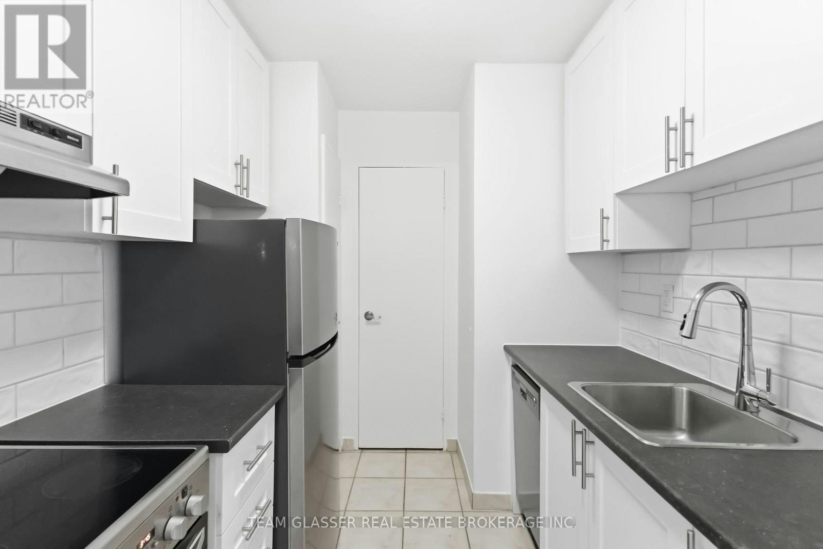 205-498 Queens Avenue, London, ON, N6B 3K9 - 7
