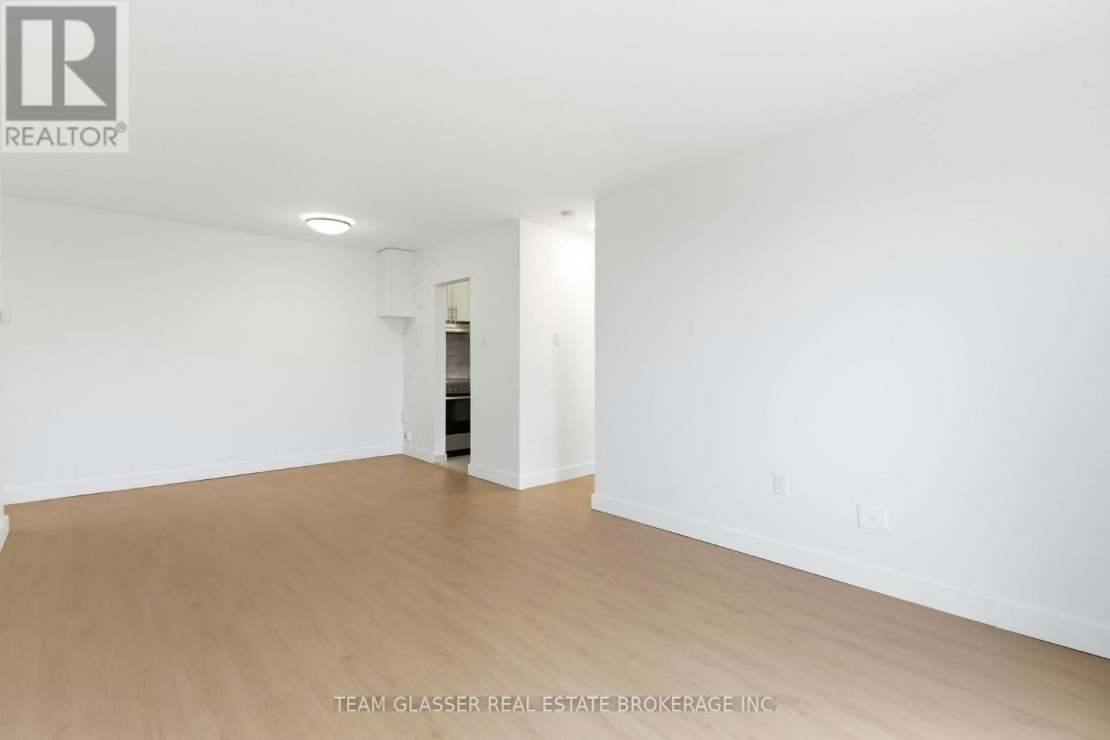 205-498 Queens Avenue, London, ON, N6B 3K9 - 6