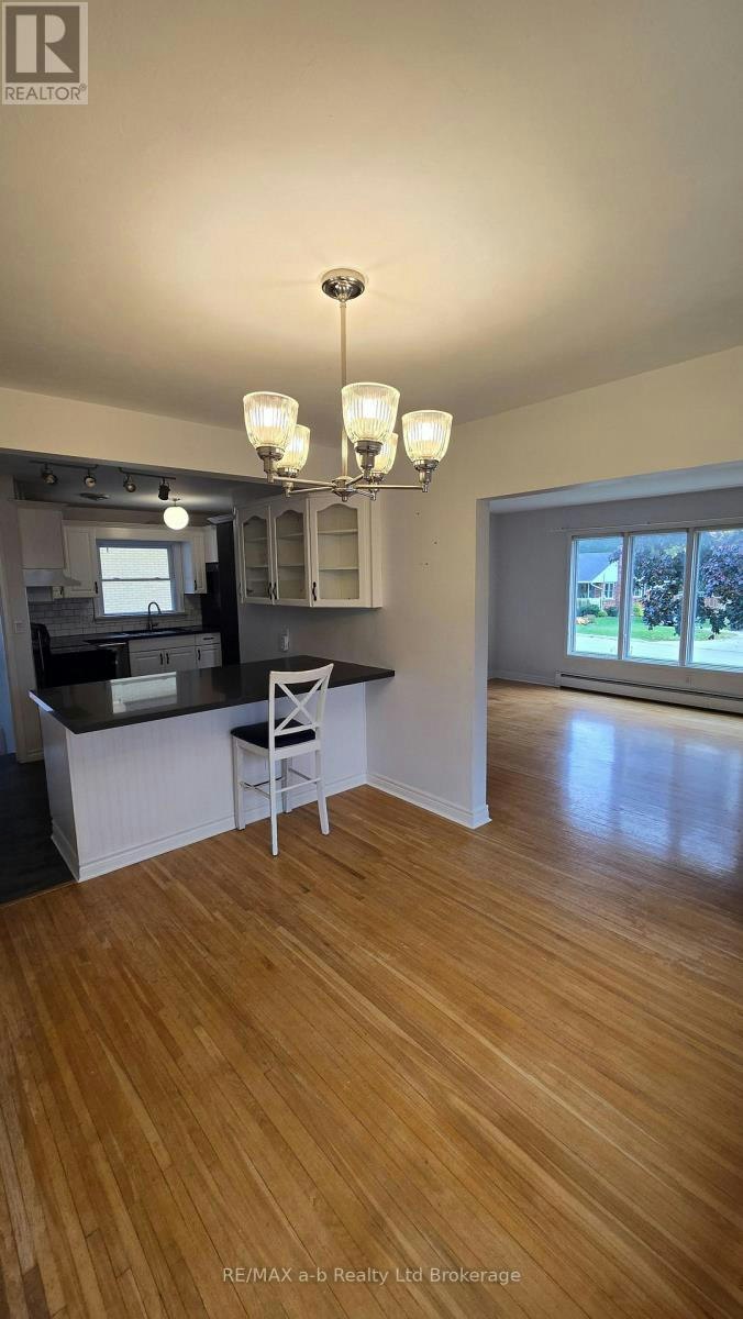 361 Vincent Street, Woodstock, ON, N4S 5M5 - 11