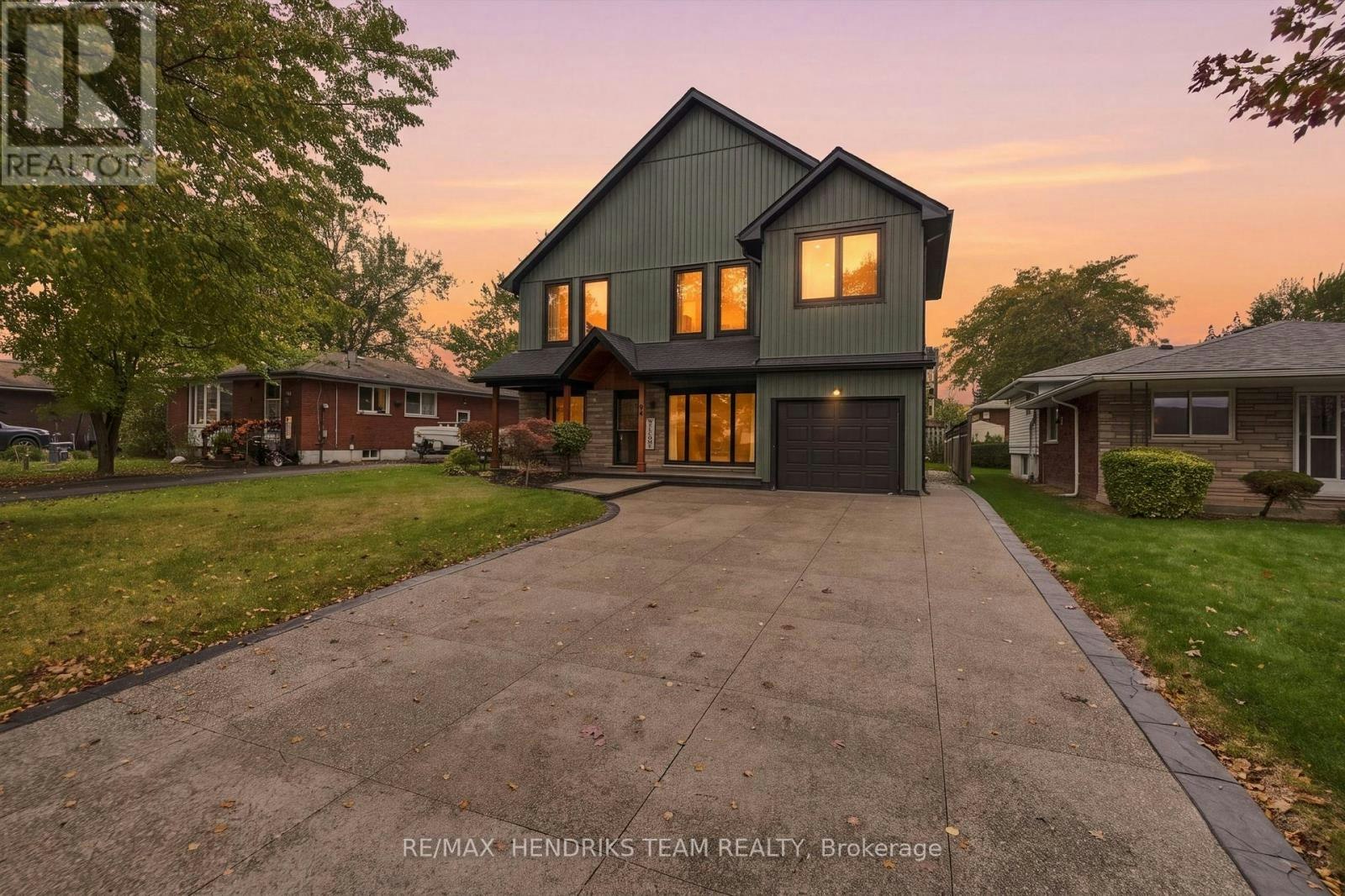 94 Bellingham Drive, Hamilton, ON, L8V 3R4