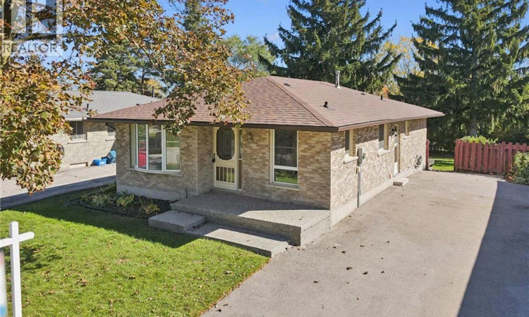11 Caledon Court
