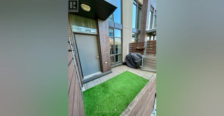 107-15 Brunel Court, Toronto, ON, M5V 3Y7 - 2
