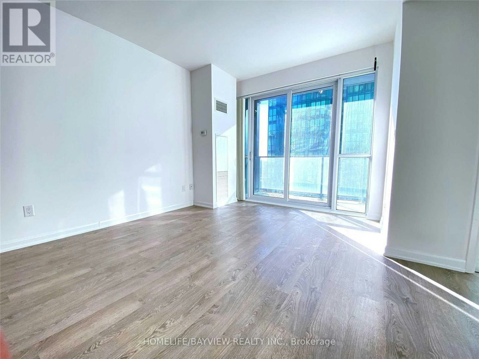 1005-9 Bogert Avenue, Toronto, ON, M2N 1K4 - 6