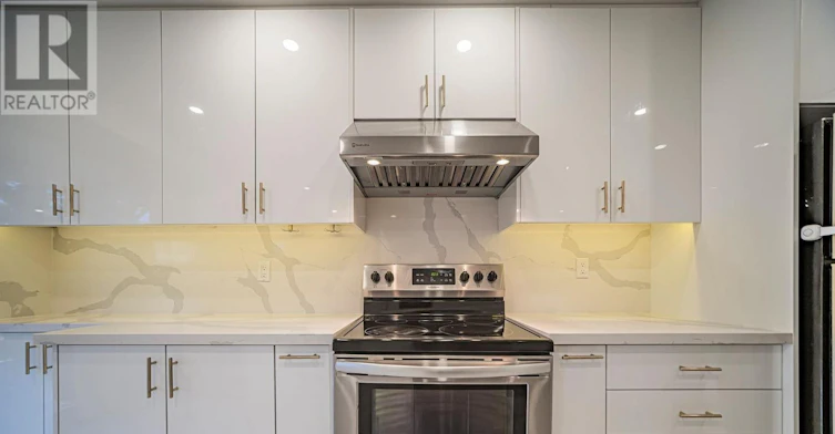 28 Fawndale Crescent, Toronto, ON, M1W 3K1 - 12