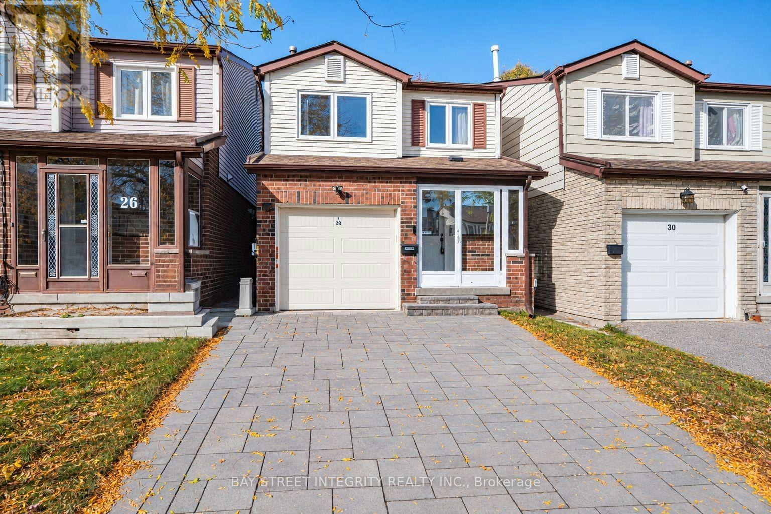 28 Fawndale Crescent, Toronto, ON, M1W 3K1 - 2