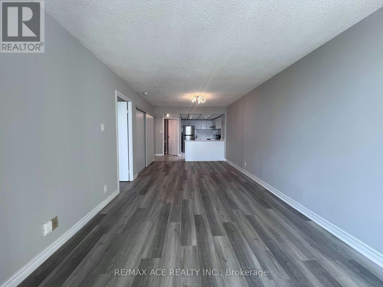 901-8 Silverbell Grove, Toronto, ON, M1B 4Z3 - 4