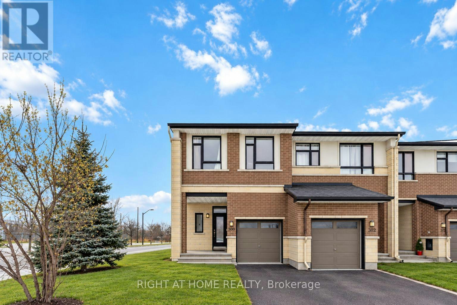 300 Cooks Mill Crescent, Ottawa, ON, K1V 2N3
