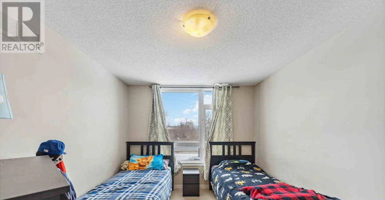 300 Cooks Mill Crescent, Ottawa, ON, K1V 2N3 - 32