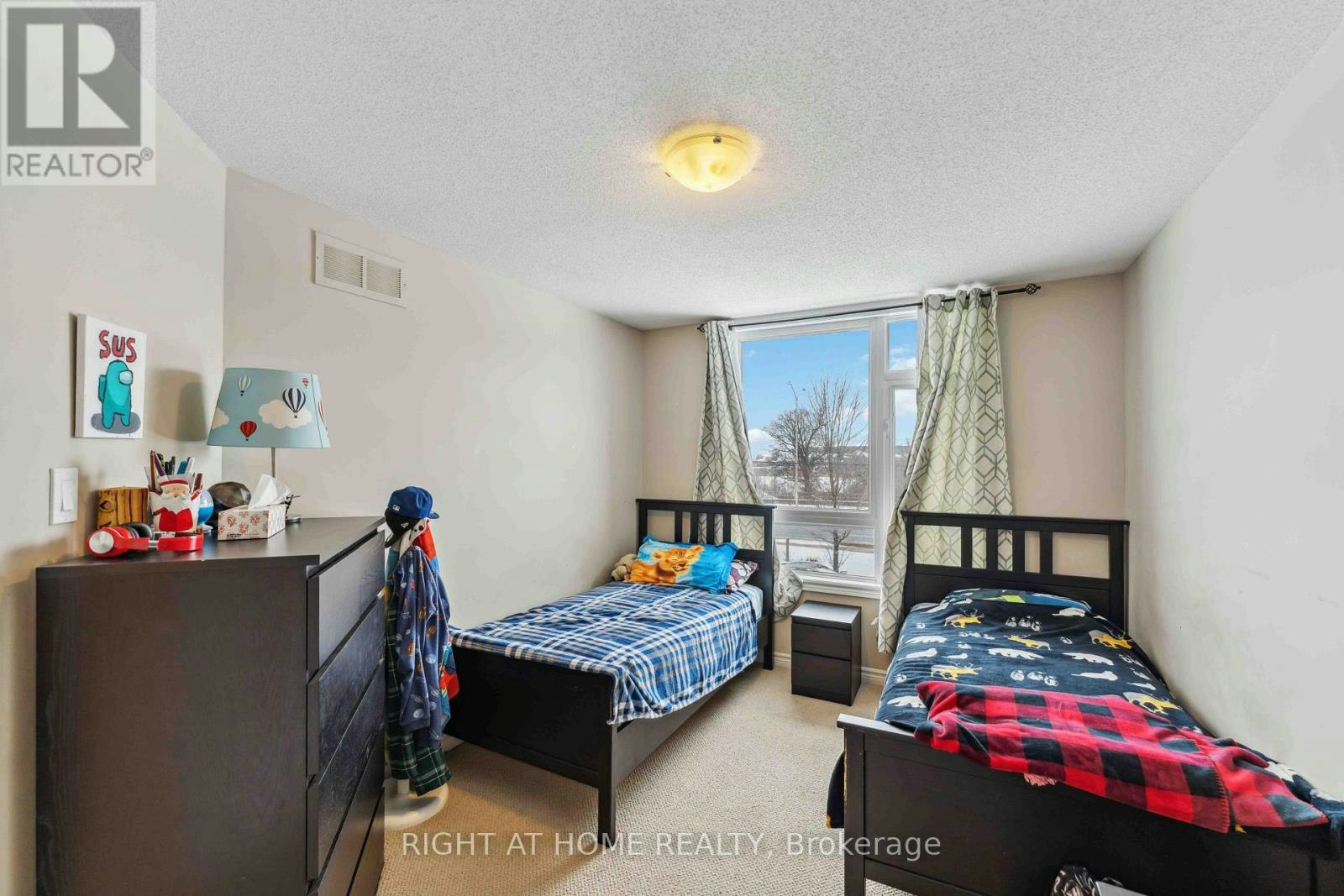 300 Cooks Mill Crescent, Ottawa, ON, K1V 2N3 - 33