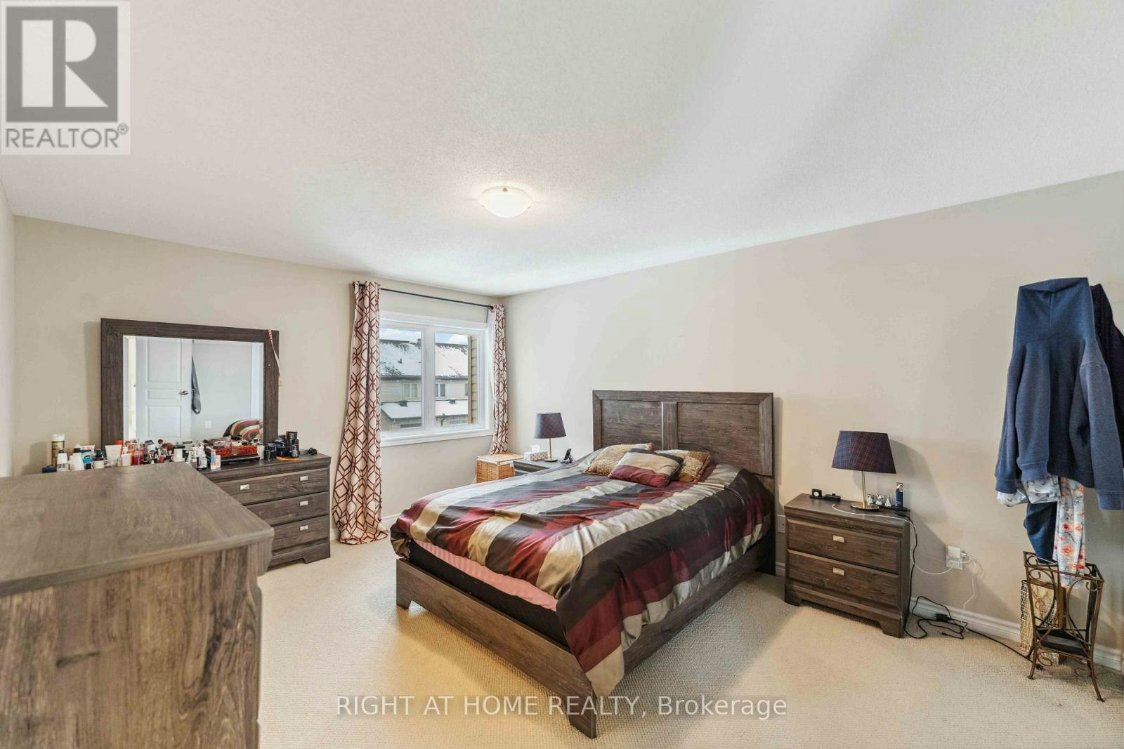 300 Cooks Mill Crescent, Ottawa, ON, K1V 2N3 - 25