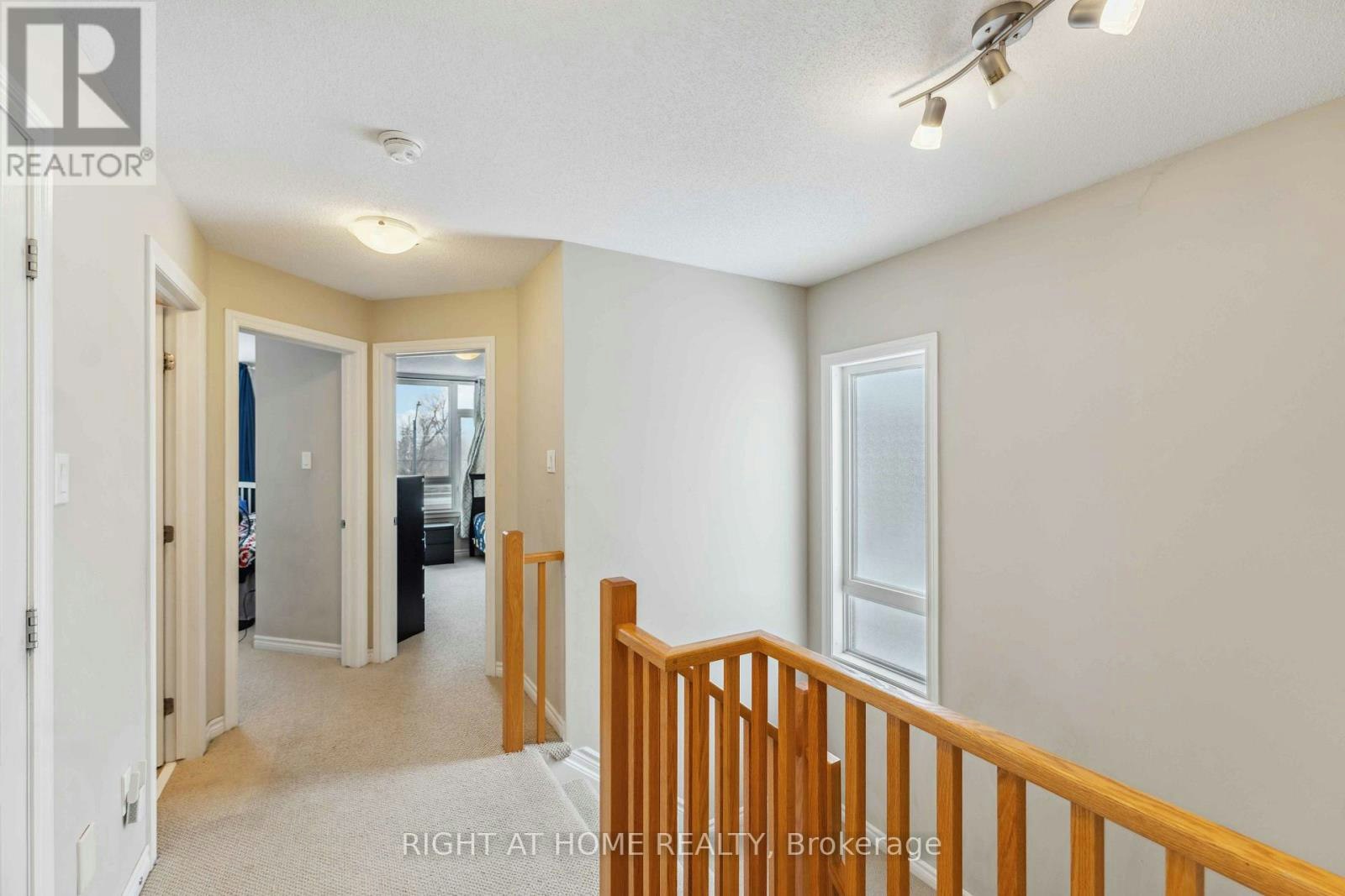 300 Cooks Mill Crescent, Ottawa, ON, K1V 2N3 - 24
