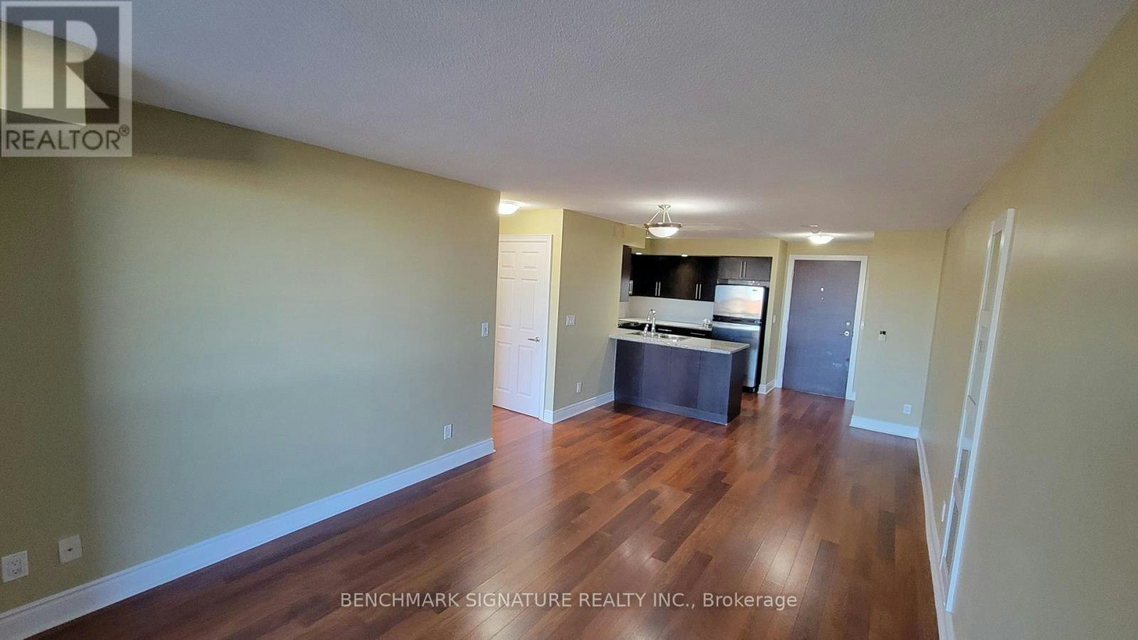 887-23 Cox Boulevard, Markham, ON, L3R 7Z9 - 3