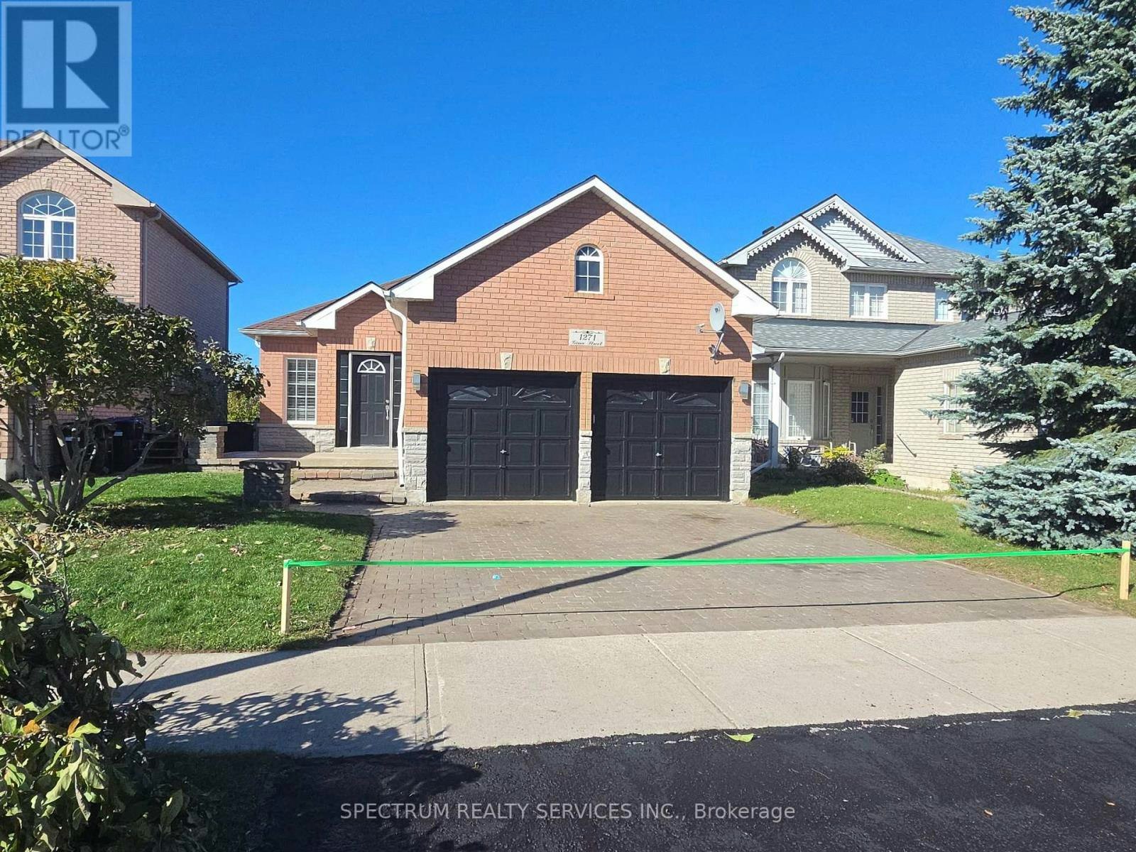 1271 Gina Street, Innisfil, ON, L9S 1T1
