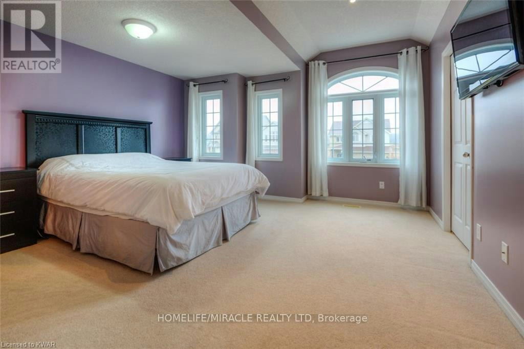 55 Seabrook Drive, Kitchener, ON, N2R 1Y1 - 7