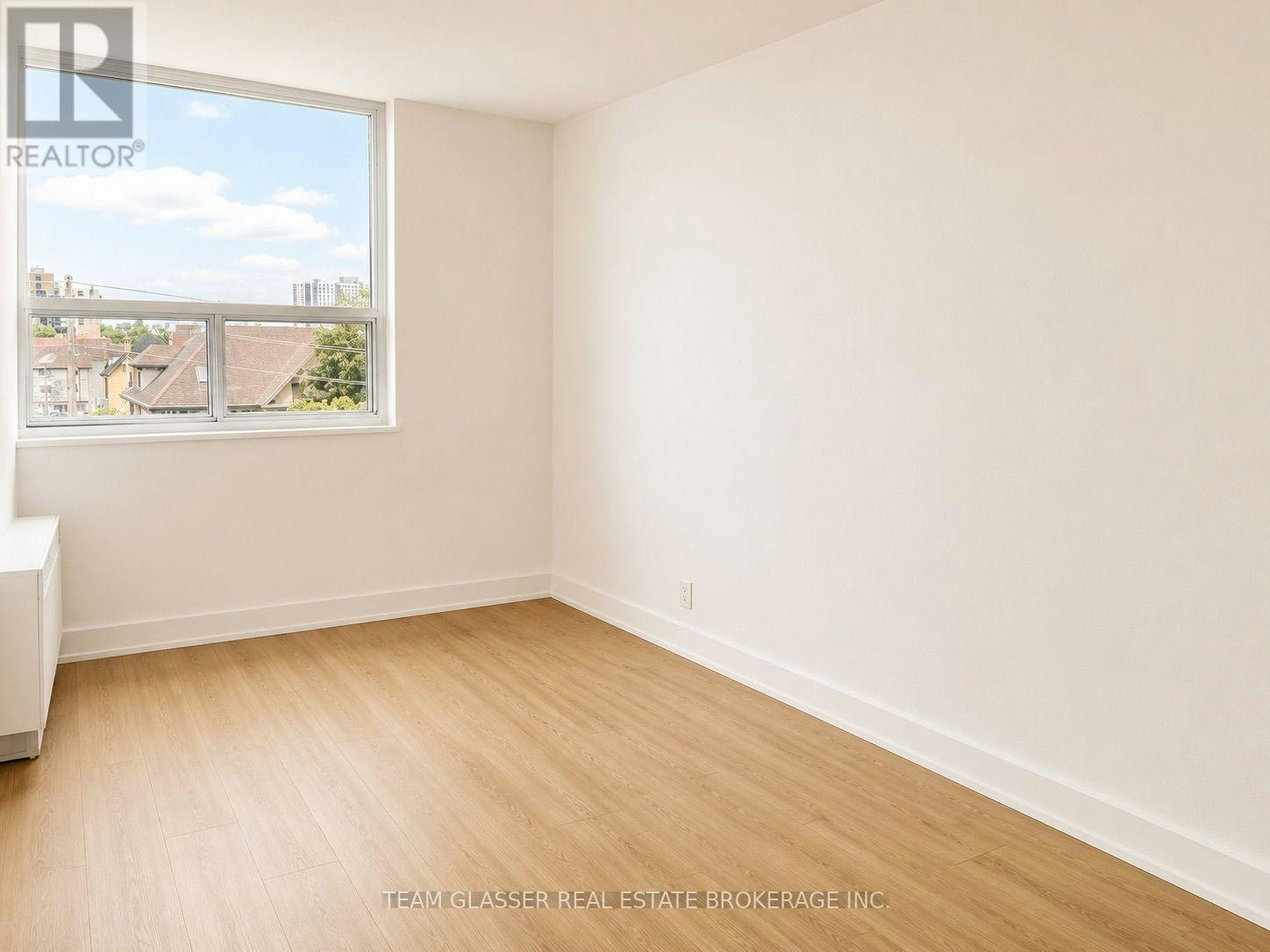 509-396 Queens Avenue, London, ON, N6B 1X8 - 11