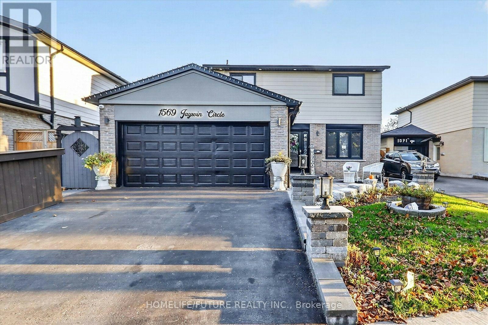 1569 Jaywin Circle, Pickering, ON, L1V 2W3