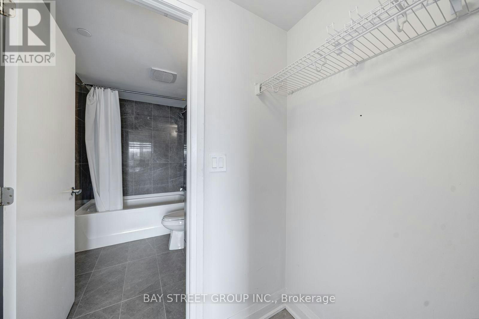 1011-58 Lakeside Terrace, Barrie, ON, L4M 0L5 - 24