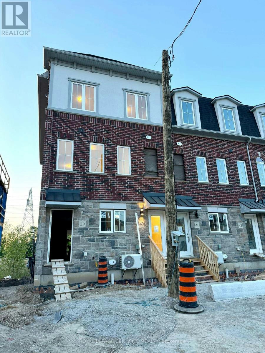 677 Park Road, Brantford, ON, N3R 0A2 - 2