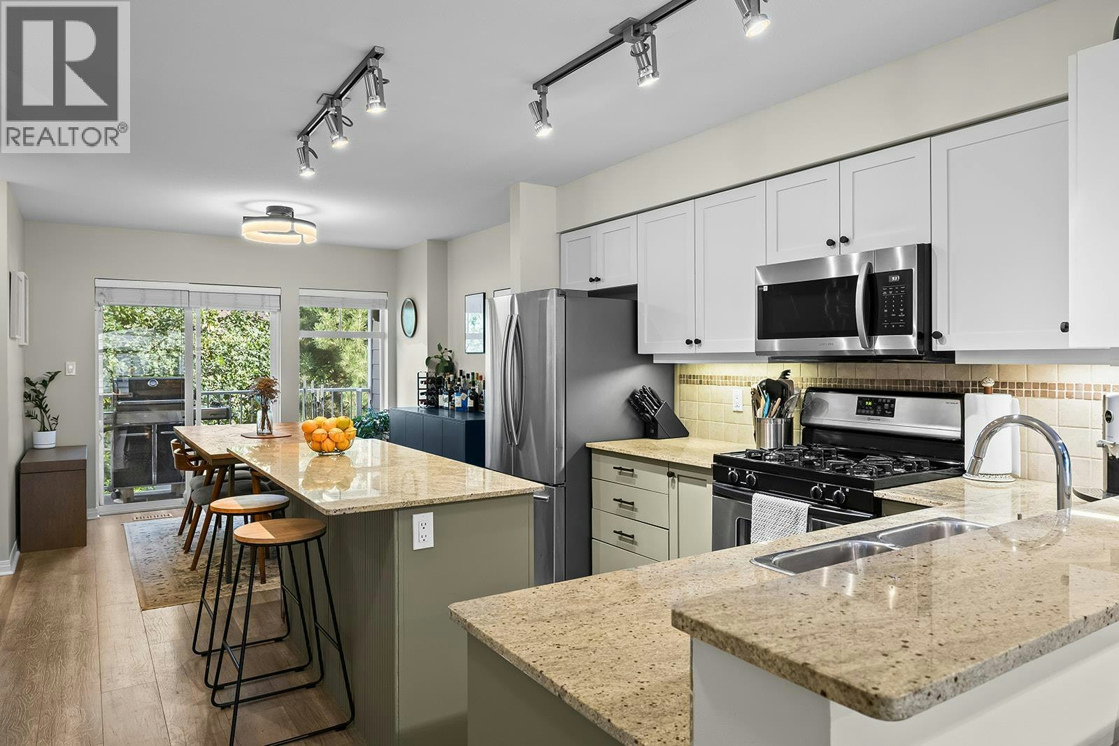 21-1853 Parkview Crescent - 3