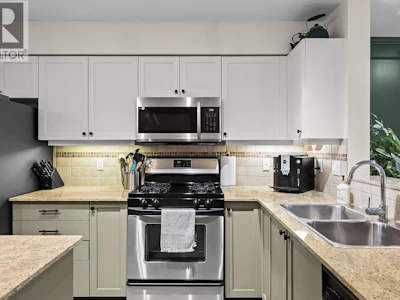 21-1853 Parkview Crescent - 4
