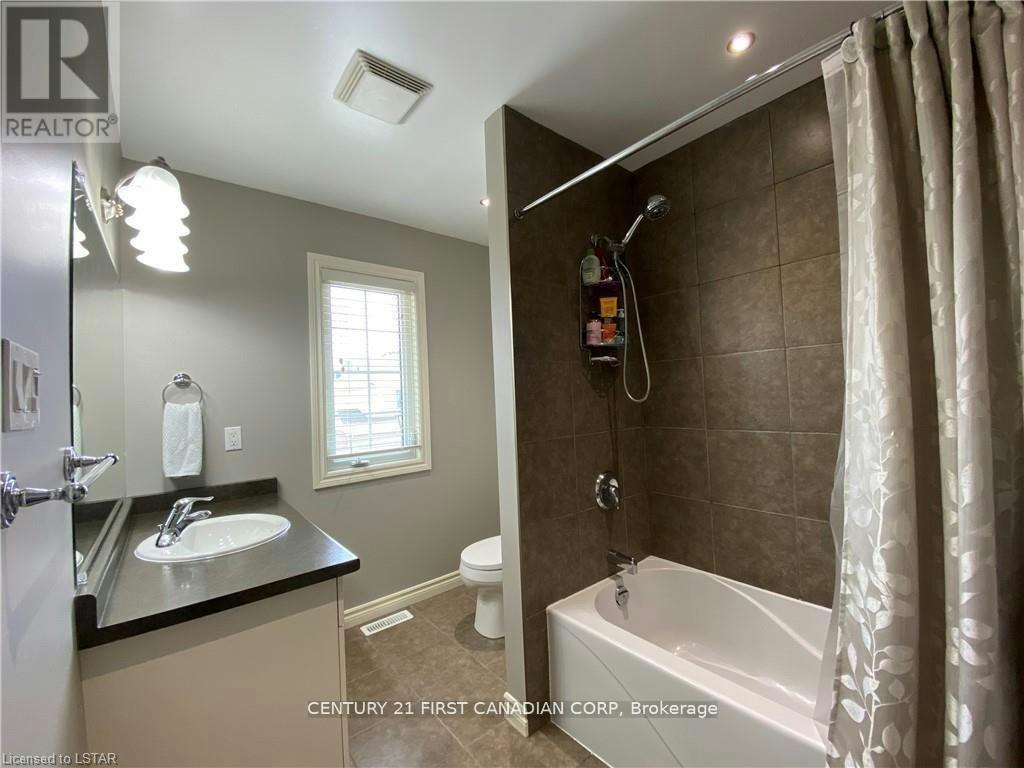 17-960 Bitterbush Crescent, London, ON, N6H 0G1 - 17