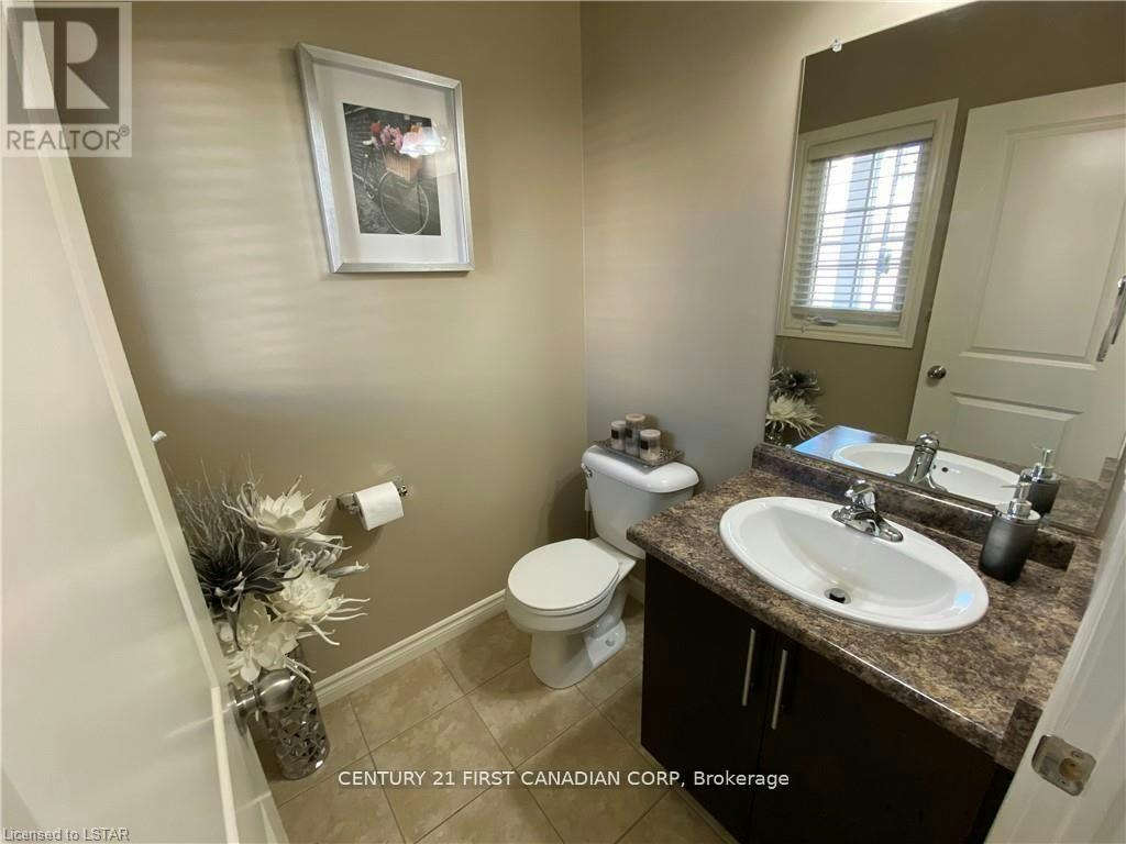 17-960 Bitterbush Crescent, London, ON, N6H 0G1 - 3