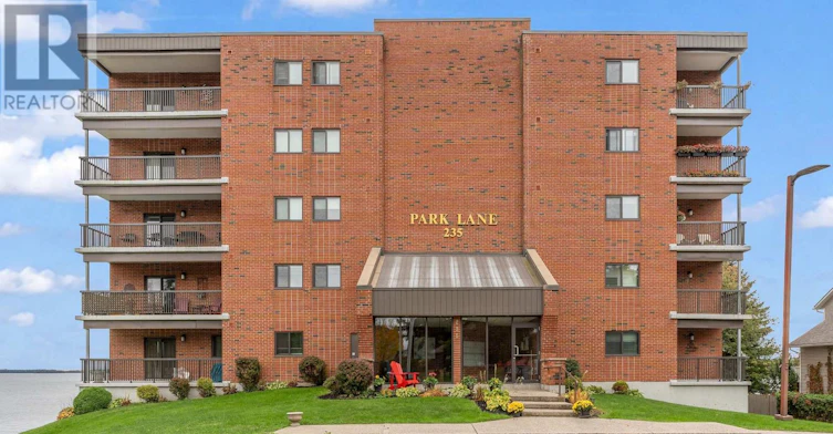 101-235 South Street S, Gananoque, ON, K7G 1A4