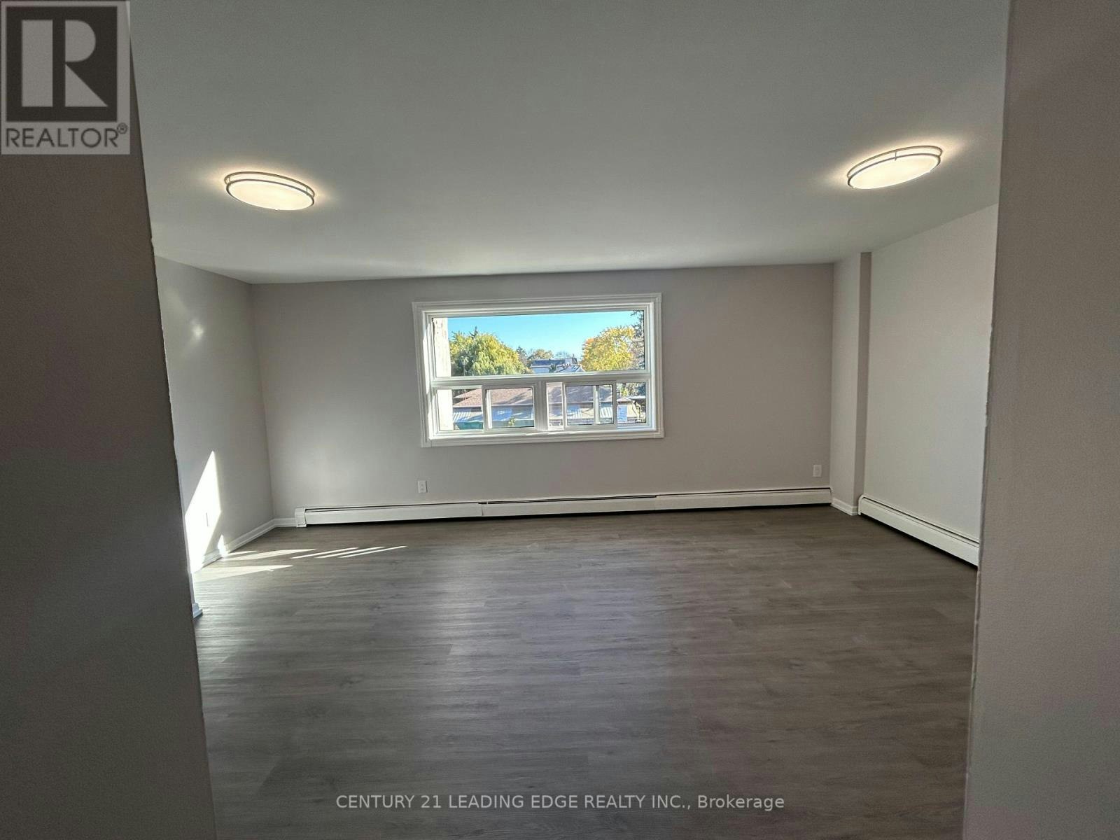 3-6311 Yonge Street, Toronto, ON, M2M 3X7 - 4