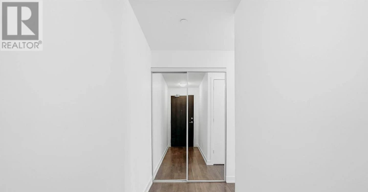 1009-50 Bruyeres Mews, Toronto, ON, M5V 0H8 - 3