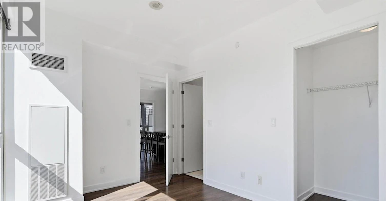 1009-50 Bruyeres Mews, Toronto, ON, M5V 0H8 - 24