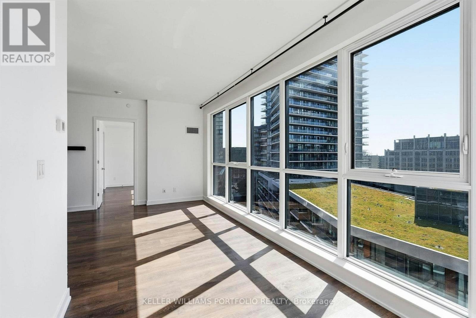 1009-50 Bruyeres Mews, Toronto, ON, M5V 0H8 - 8
