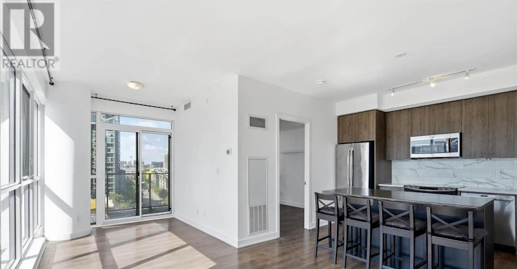 1009-50 Bruyeres Mews, Toronto, ON, M5V 0H8 - 14