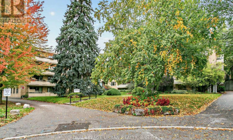 17-8 Corinth Gardens